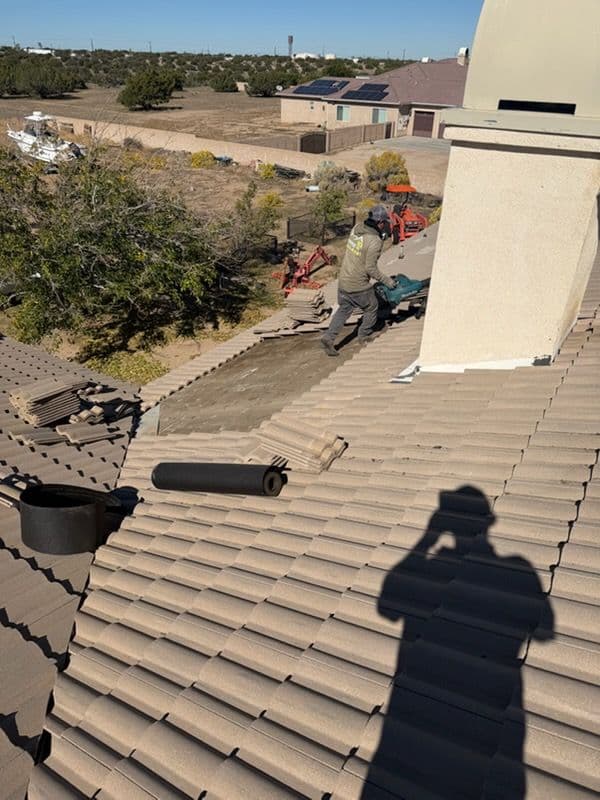 Efficient Roof Repair Enhances Home Protection
