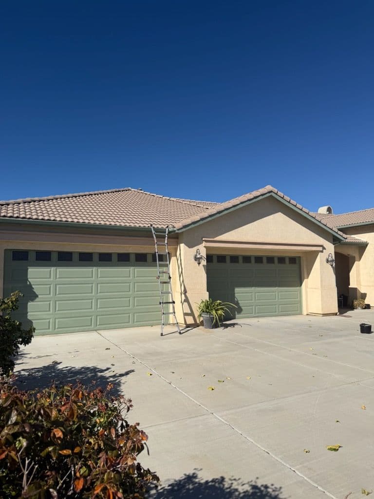 Efficient Roof Repair Enhances Home Protection